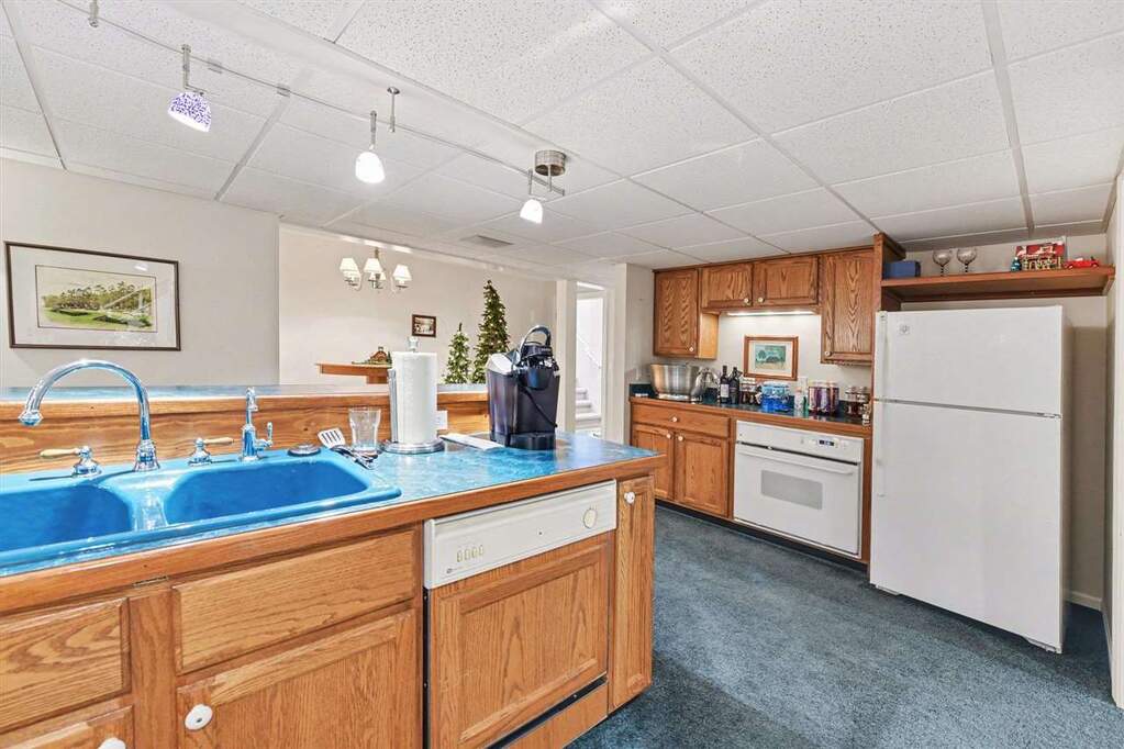 3 Bedroom Single Family Home/House's Image 34