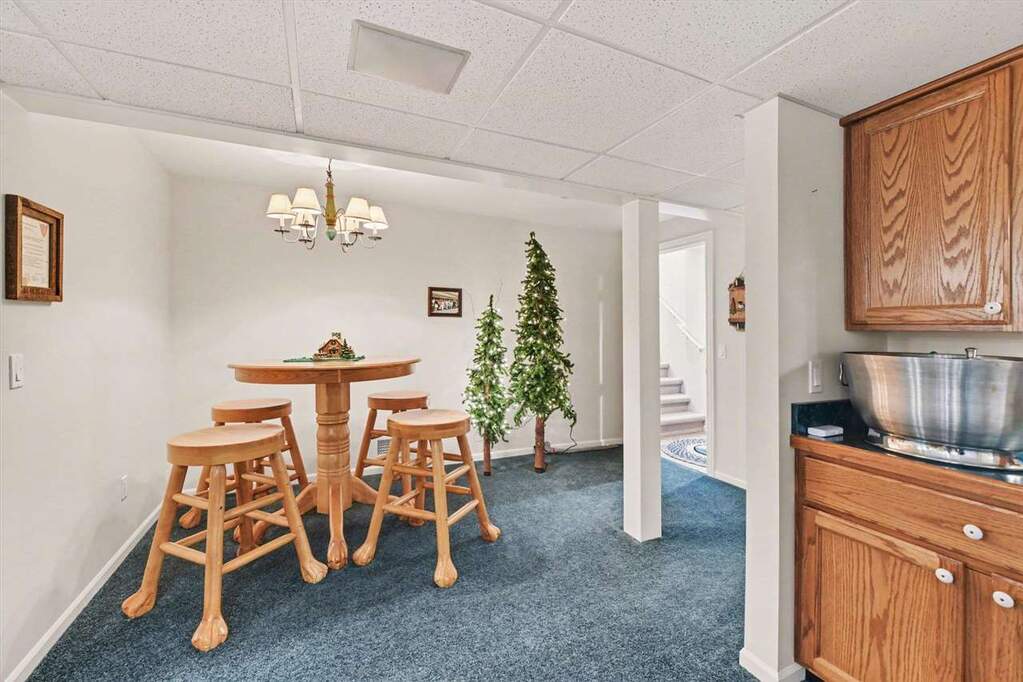 3 Bedroom Single Family Home/House's Image 36