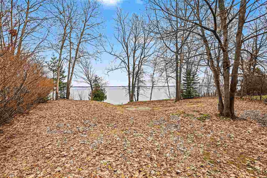 3 Bedroom Single Family Home/House's Image 28