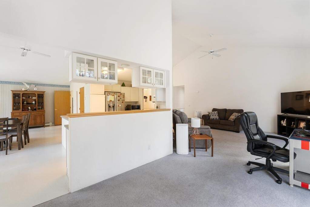 3 Bedroom Single Family Home/House's Image 11