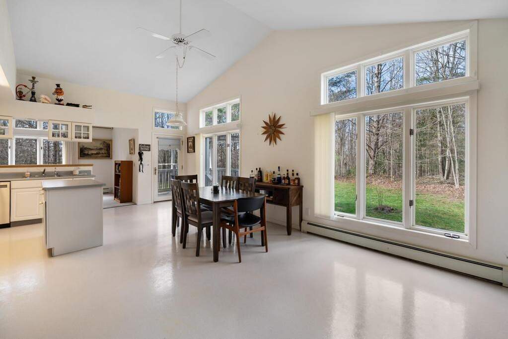 3 Bedroom Single Family Home/House's Image 18