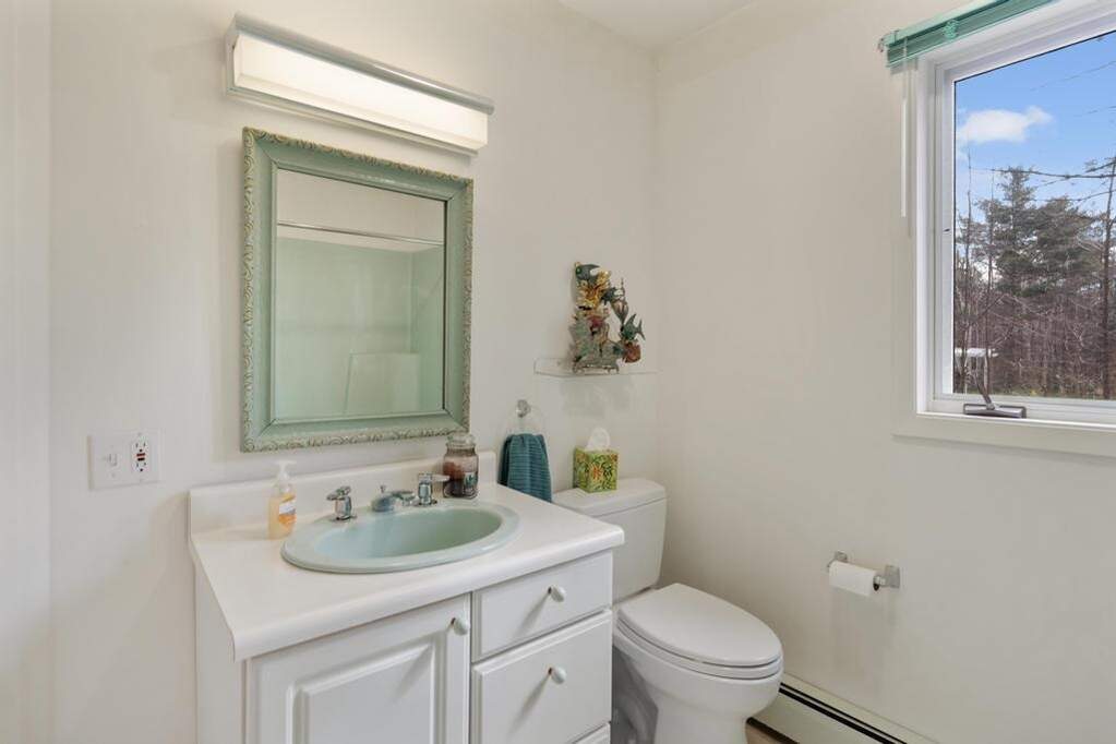 3 Bedroom Single Family Home/House's Image 25