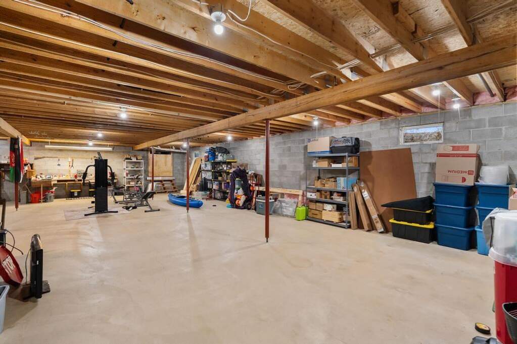 3 Bedroom Single Family Home/House's Image 33