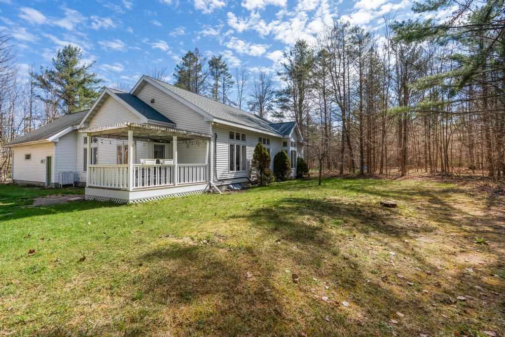 3 Bedroom Single Family Home/House's Image 4
