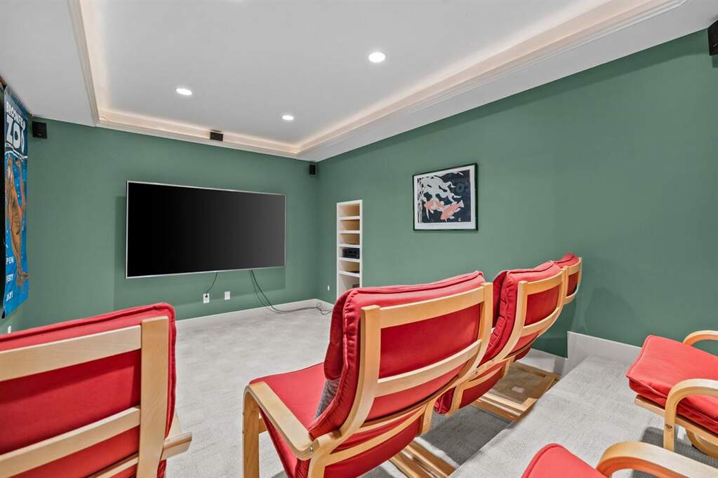 5 Bedroom Single Family Home/House's Image 30