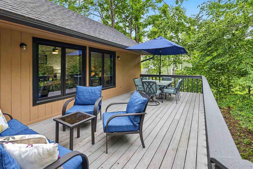 4 Bedroom Single Family Home/House's Image 5