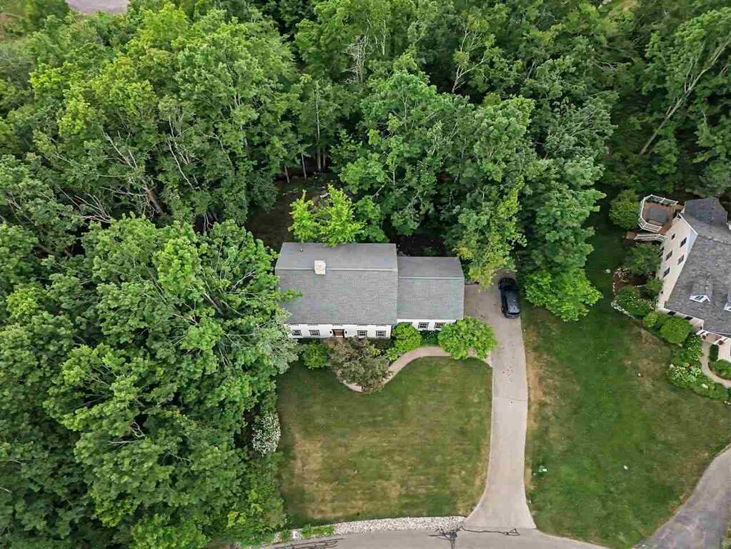 4 Bedroom Single Family Home/House's Image 26