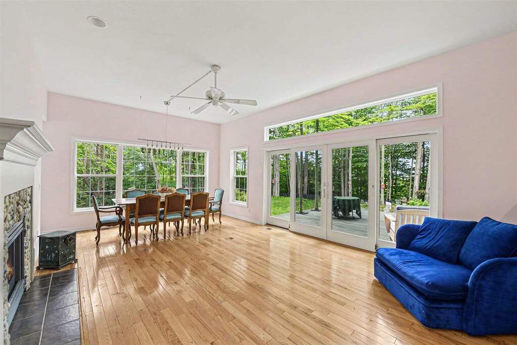4 Bedroom Single Family Home/House's Image 5