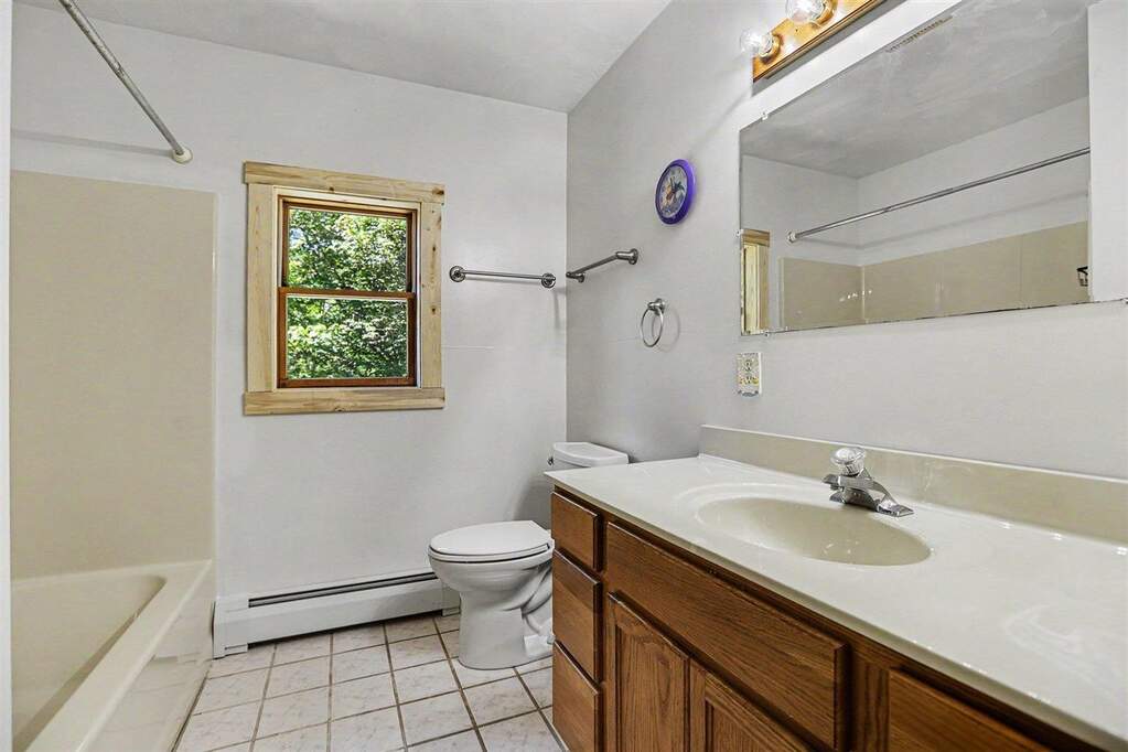 4 Bedroom Farm/Ranch/Plantation's Image 12