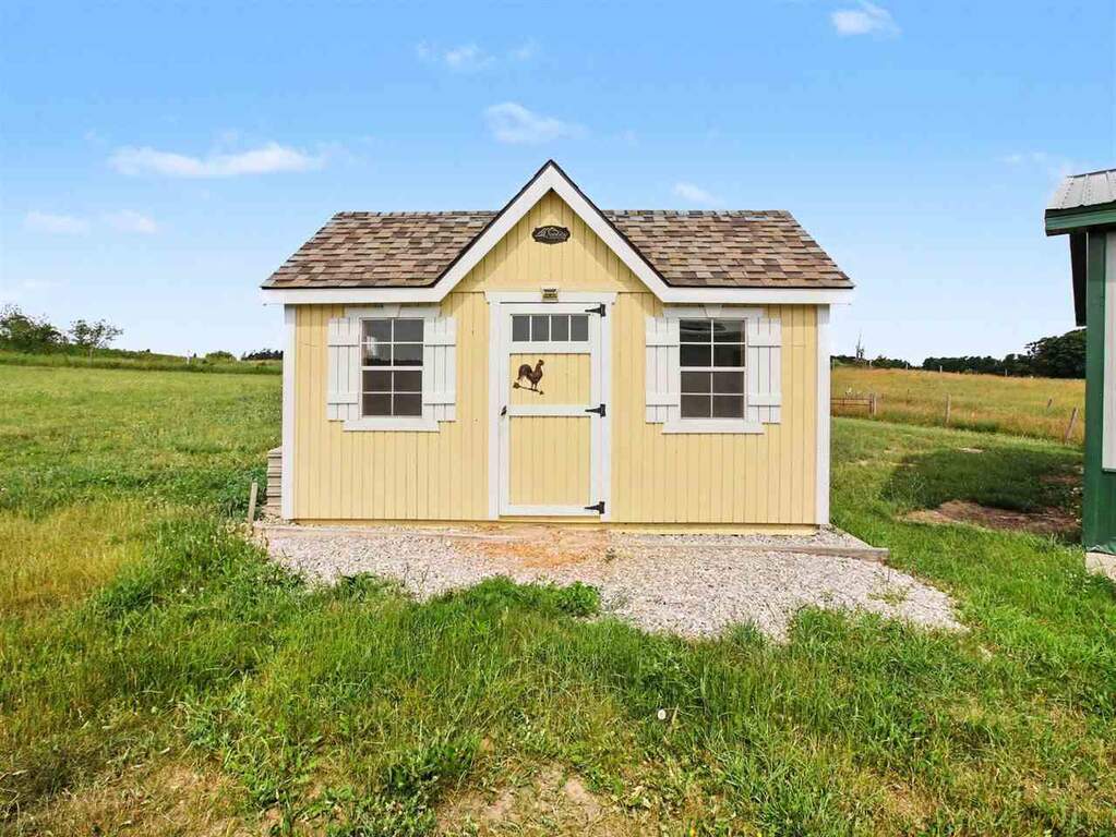 2 Bedroom Single Family Home/House's Image 18