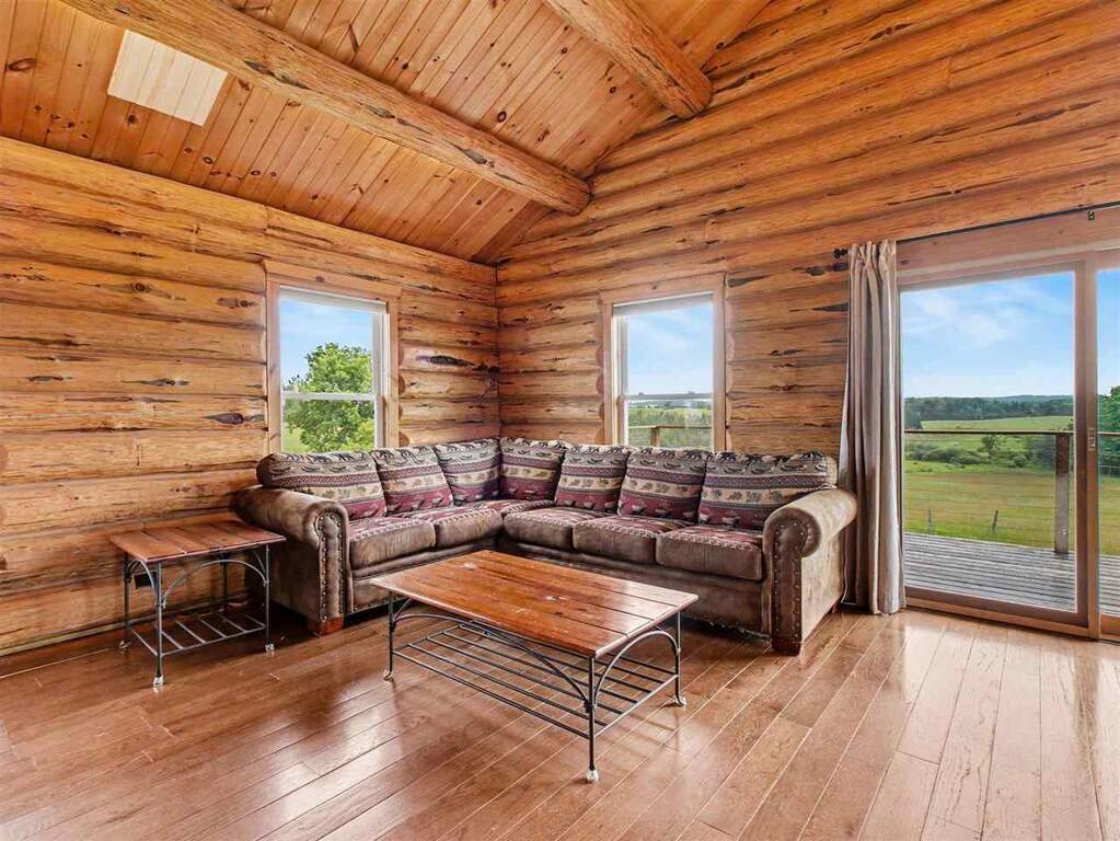 2 Bedroom Single Family Home/House's Image 4