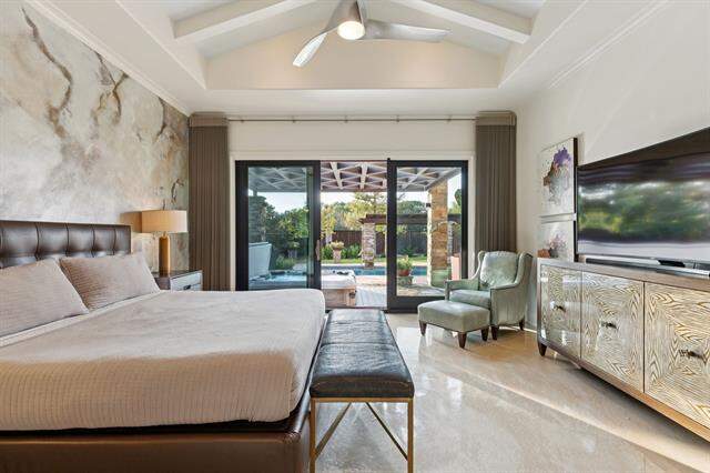 4 Bedroom Single Family Home/House's Image 11