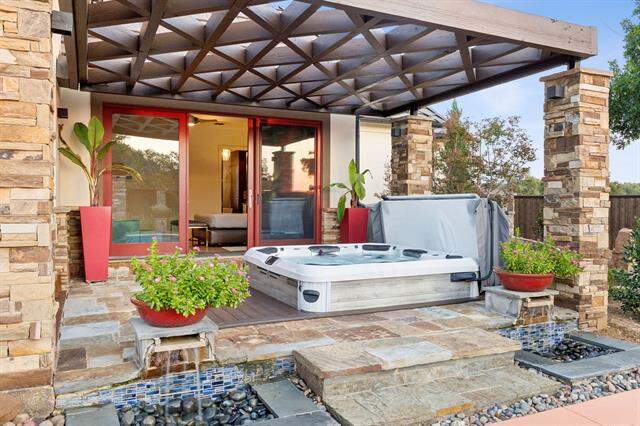 4 Bedroom Single Family Home/House's Image 12