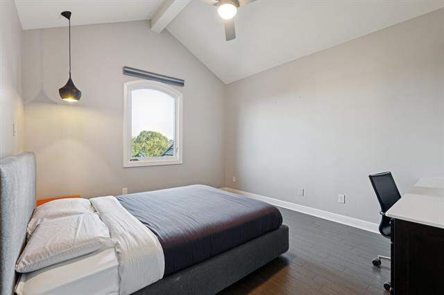4 Bedroom Single Family Home/House's Image 22