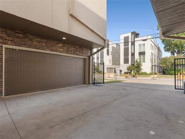 2 Bedroom Apartment/Flat's Image 28