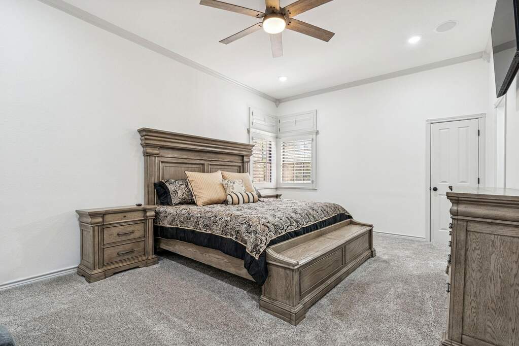 4 Bedroom Single Family Home/House's Image 20