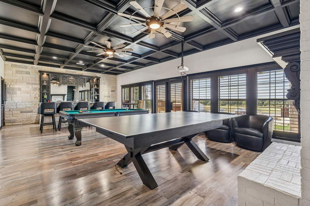 4 Bedroom Single Family Home/House's Image 28