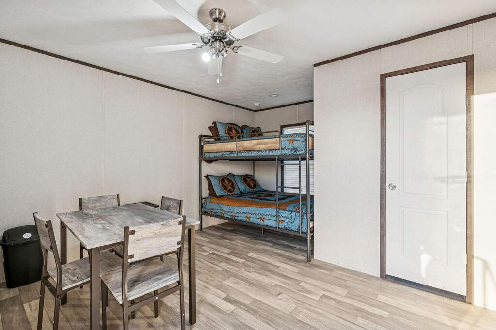 4 Bedroom Single Family Home/House's Image 31