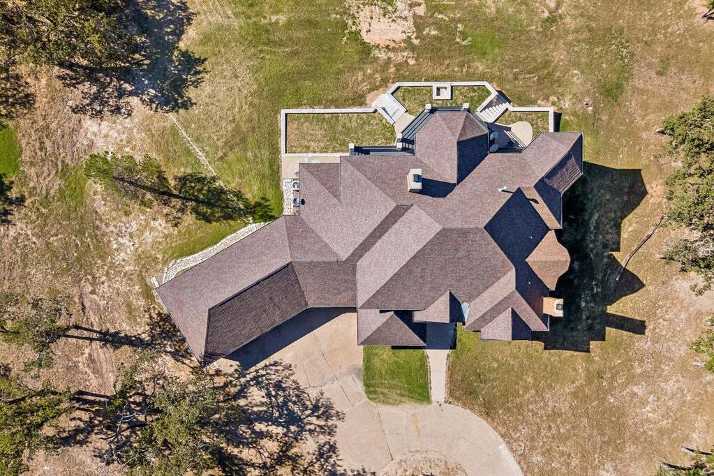 Aerial view of property and surrounding area