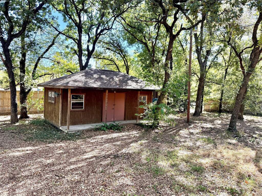 3 Bedroom Single Family Home/House's Image 5