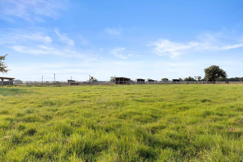 6 Bedroom Farm/Ranch/Plantation's Image 21