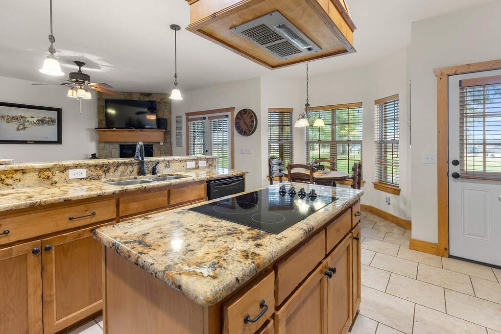 6 Bedroom Farm/Ranch/Plantation's Image 23