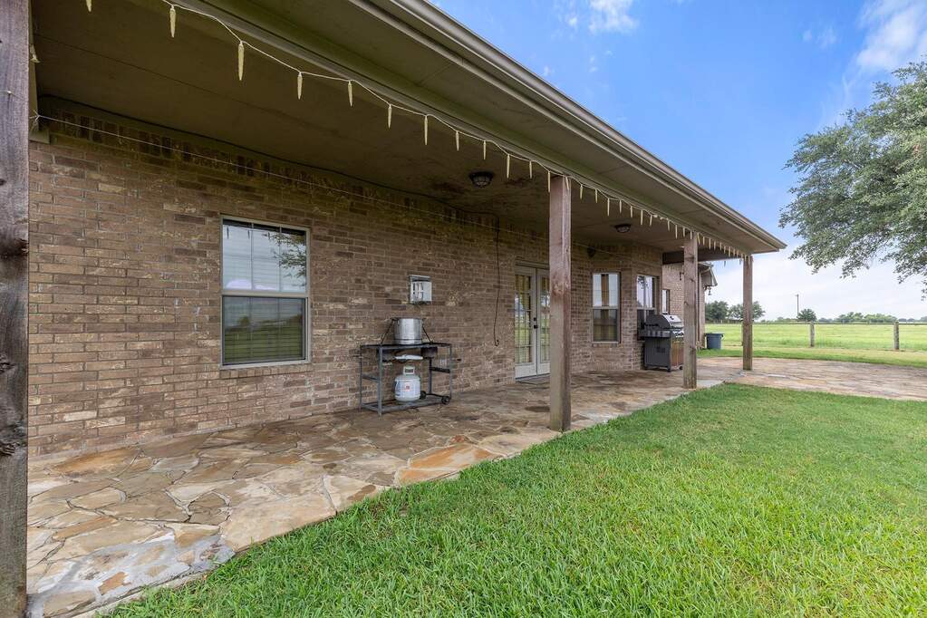 6 Bedroom Farm/Ranch/Plantation's Image 5