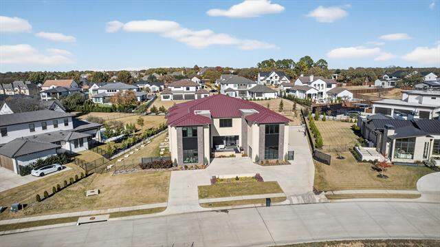 6 Bedroom Single Family Home/House's Image 26