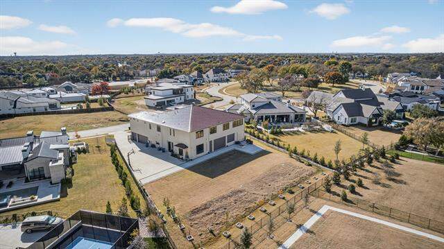 6 Bedroom Single Family Home/House's Image 28