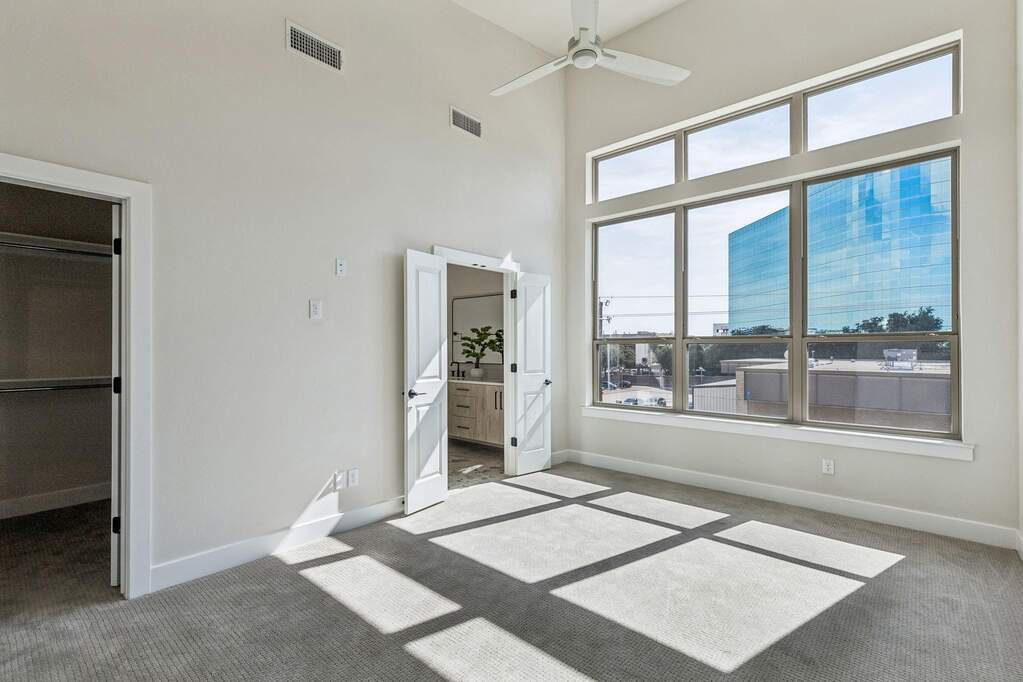 2 Bedroom Villa/Townhouse's Image 6