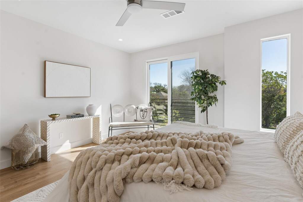 3 Bedroom Single Family Home/House's Image 17