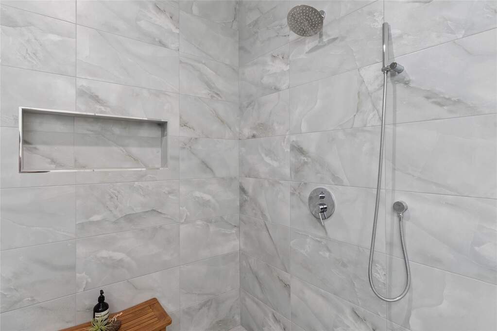 3 Bedroom Single Family Home/House's Image 21