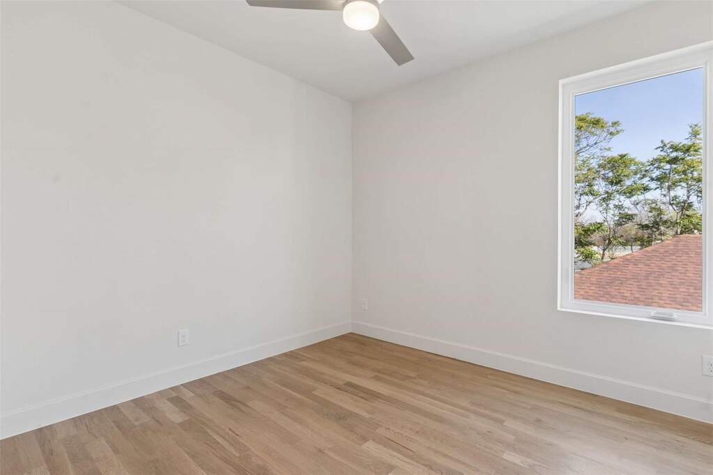 3 Bedroom Single Family Home/House's Image 25