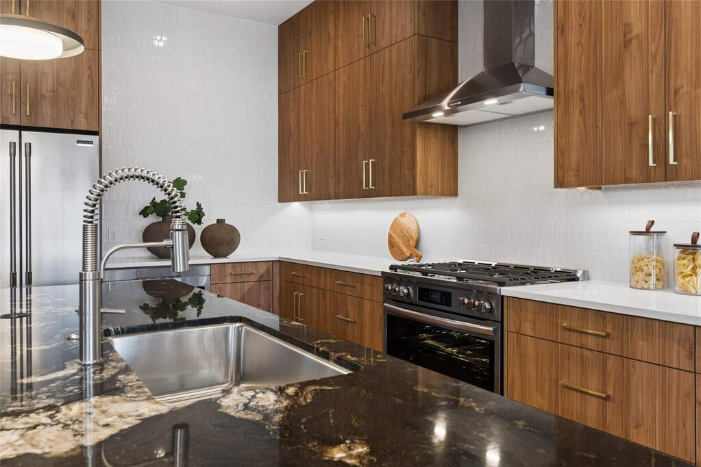 3 Bedroom Single Family Home/House's Image 4