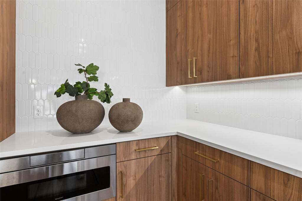 3 Bedroom Single Family Home/House's Image 6