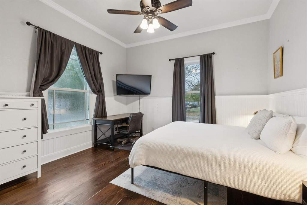 4 Bedroom Single Family Home/House's Image 12