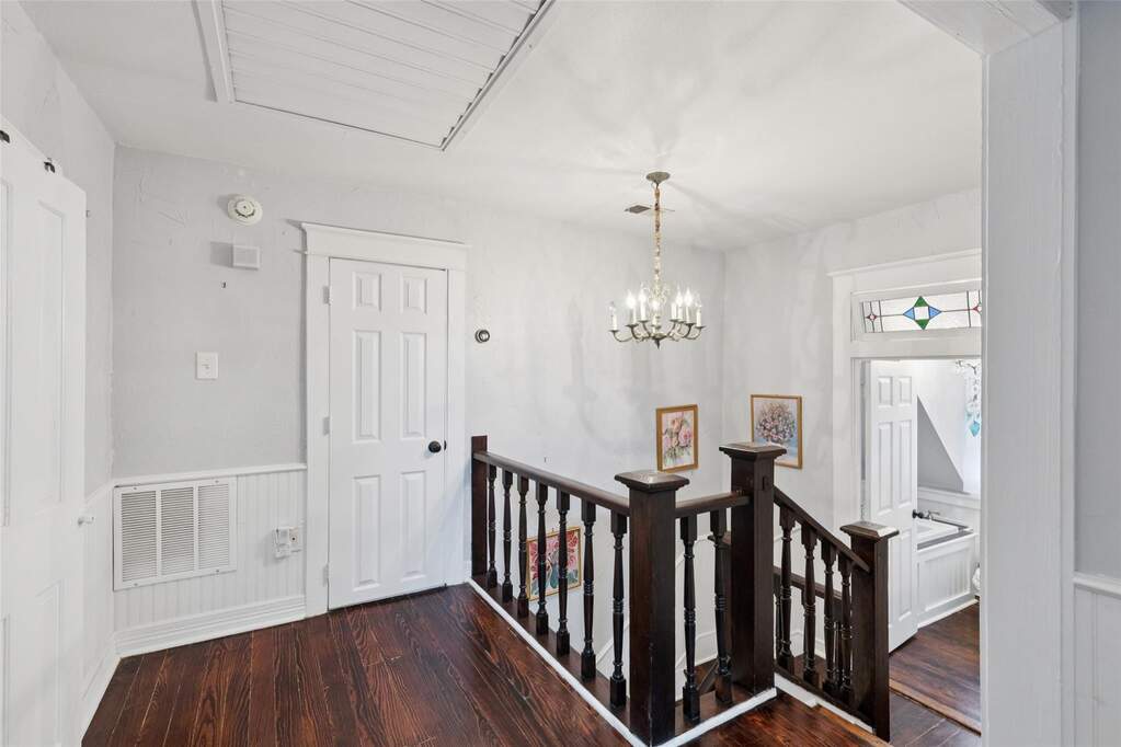 4 Bedroom Single Family Home/House's Image 17