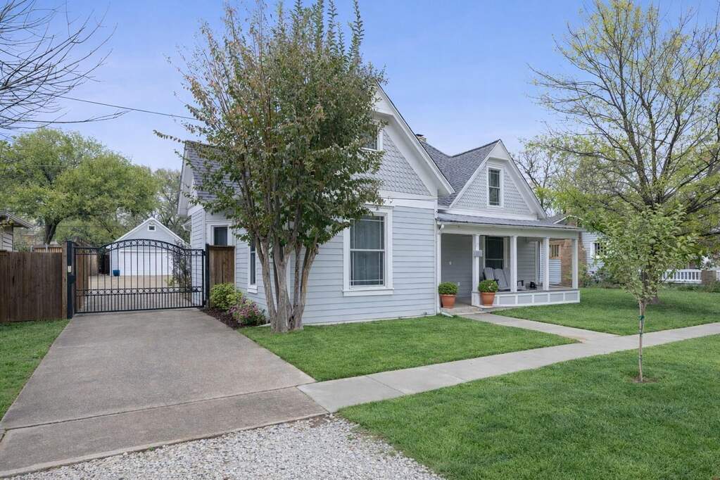 4 Bedroom Single Family Home/House's Image 22