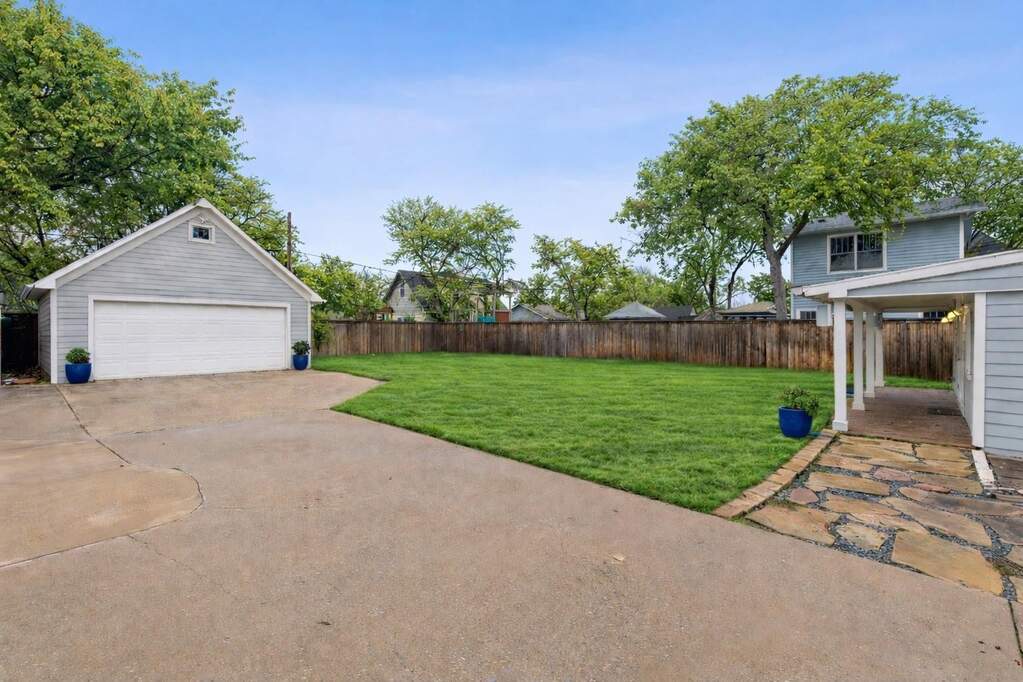 4 Bedroom Single Family Home/House's Image 24