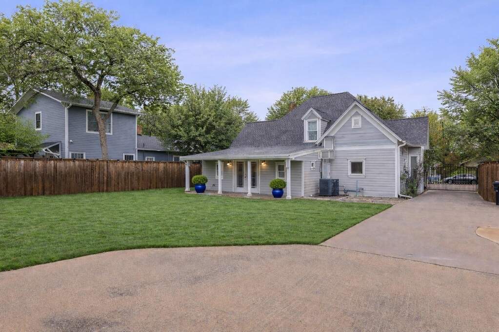 4 Bedroom Single Family Home/House's Image 25