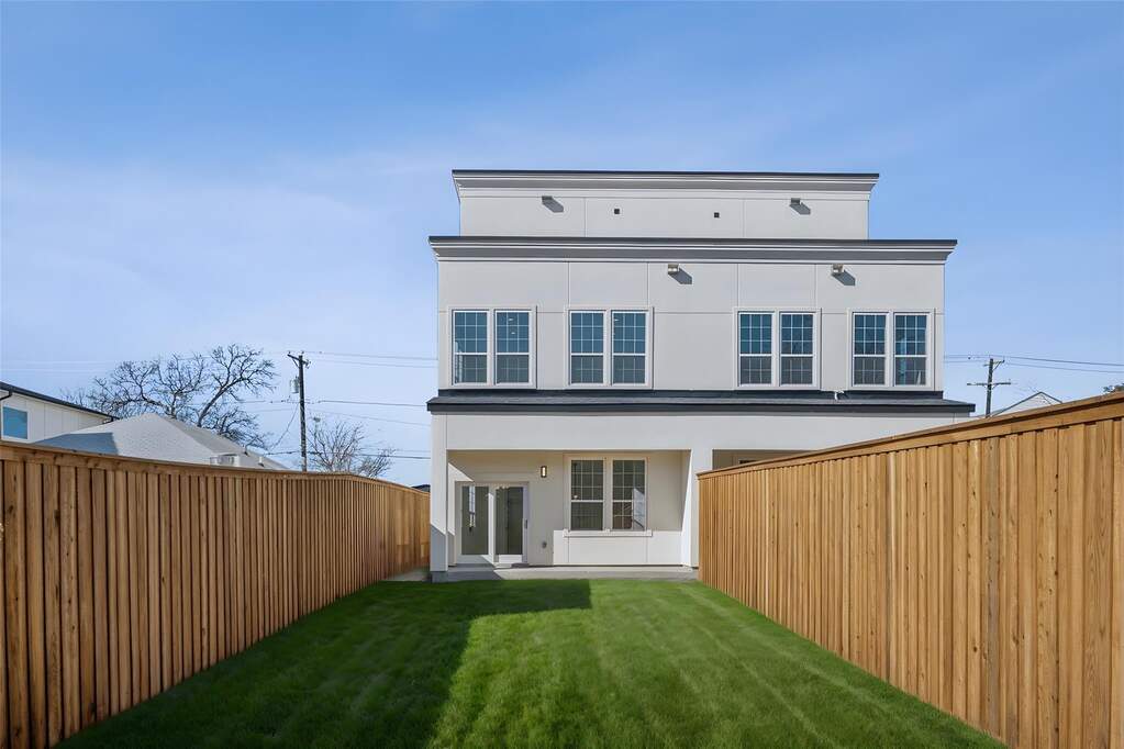 3 Bedroom Single Family Home/House's Image 18