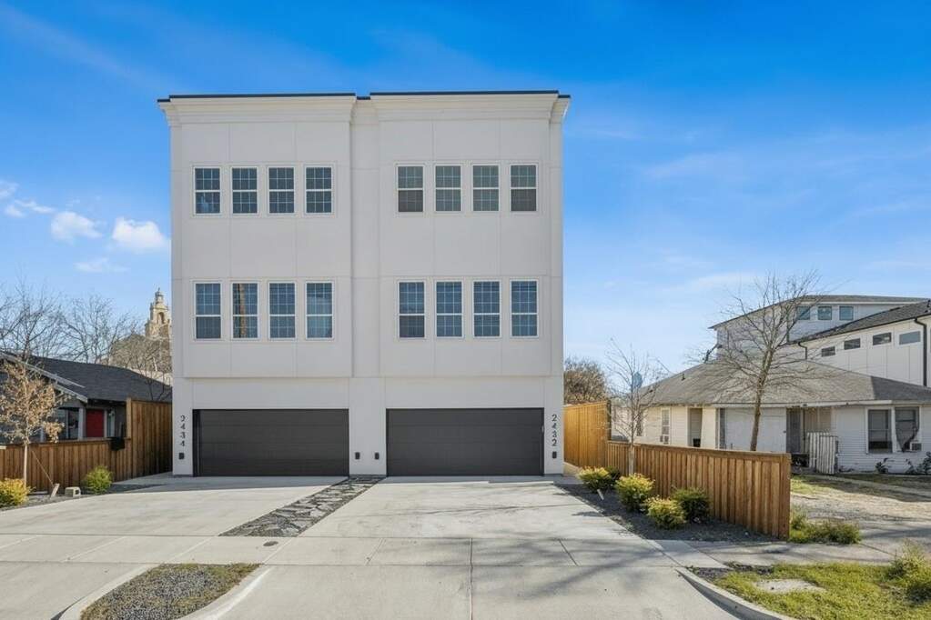 6 Bedroom Multi Unit's Image 19