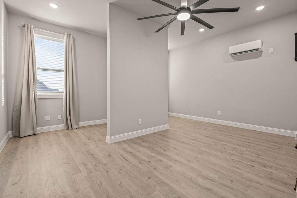 4 Bedroom Single Family Home/House's Image 17