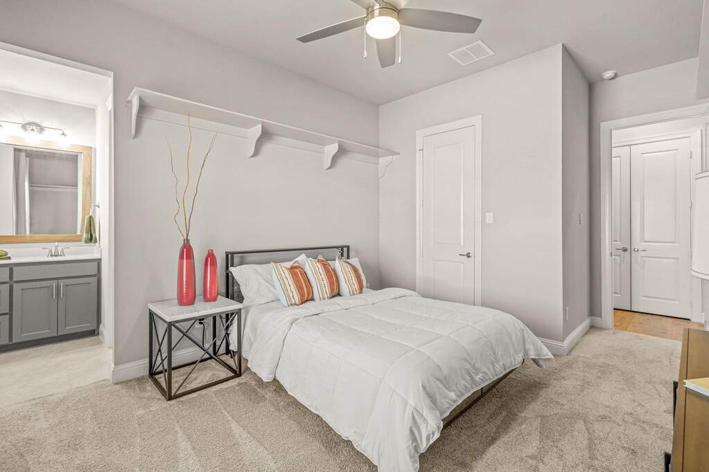 4 Bedroom Single Family Home/House's Image 23