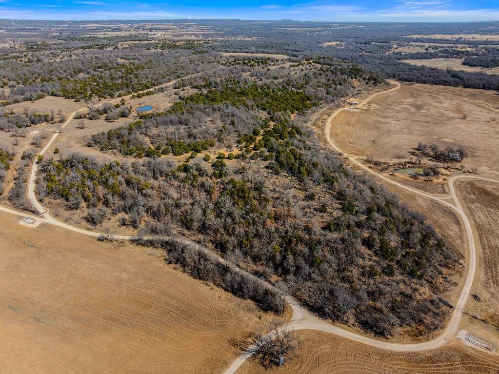 Land/Vacant Land's Image 8