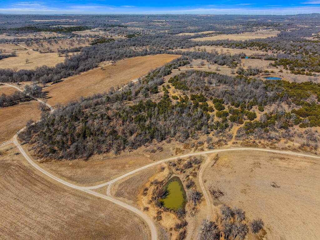 Land/Vacant Land's Image 9