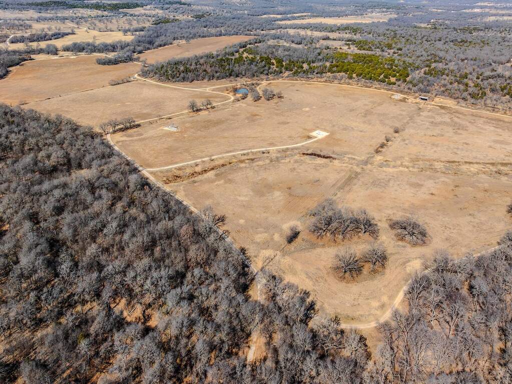 Land/Vacant Land's Image 10