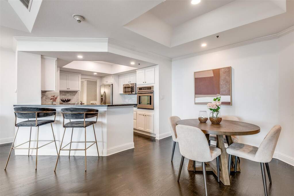 2 Bedroom Apartment/Flat's Image 5