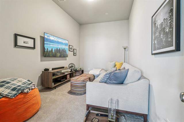 4 Bedroom Single Family Home/House's Image 12