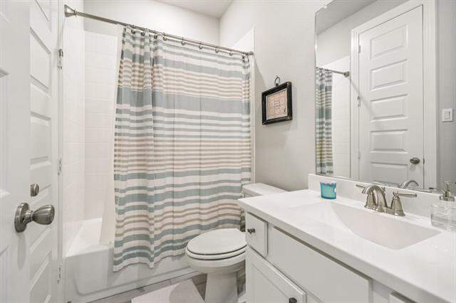 4 Bedroom Single Family Home/House's Image 17